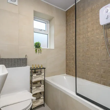 Holiday home Pass The Keys Eden Gardens - Couples' With Parking Leeds (West Yorkshire)
